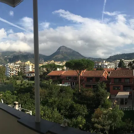 Falconieri Sorrento Apartment *