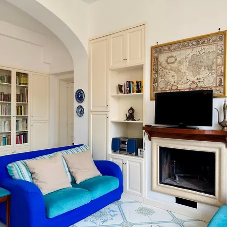 Falconieri Sorrento * サンタニェッロ